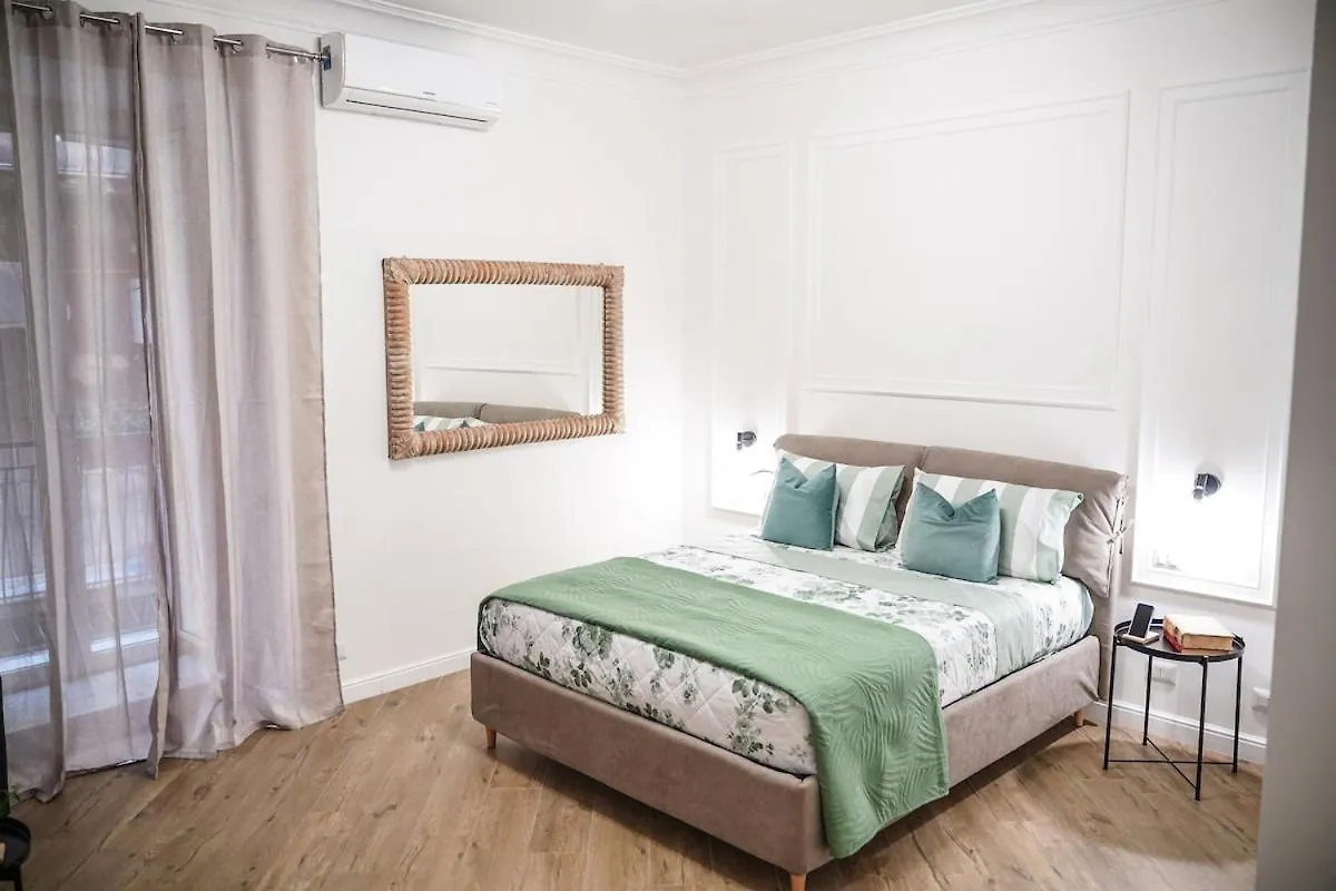 Dimora Cariati Apartment Naples